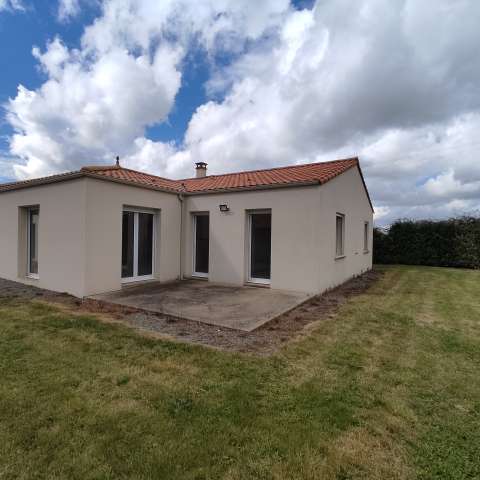 FACADE DE LA MAISON COTÉ TERRASSE_1024.jpg